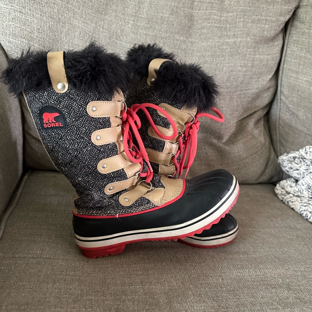 Sorel Black and Tan Boots with Red Laces
